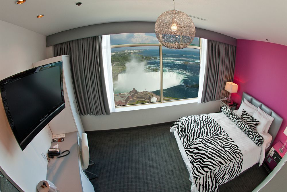 Tower Hotel At Fallsview Ниагара-Фолс Экстерьер фото